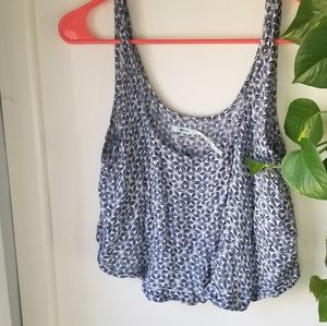 UO Daisy Crop Top